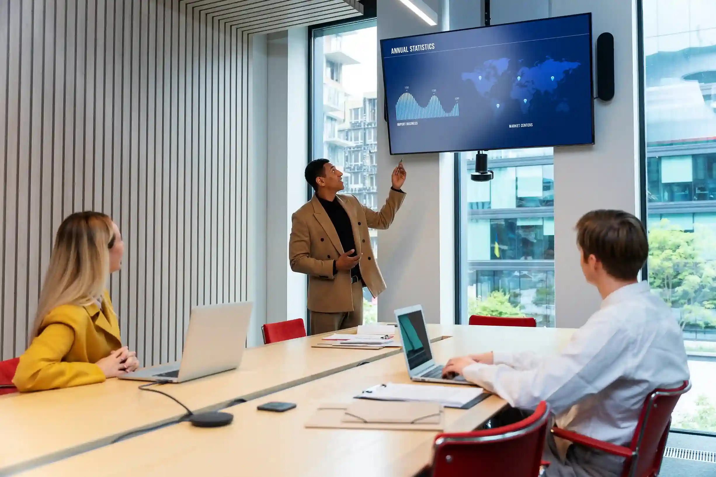 TRAINING ADVANCED POWERPOINT FOR BANKING PRESENTATION