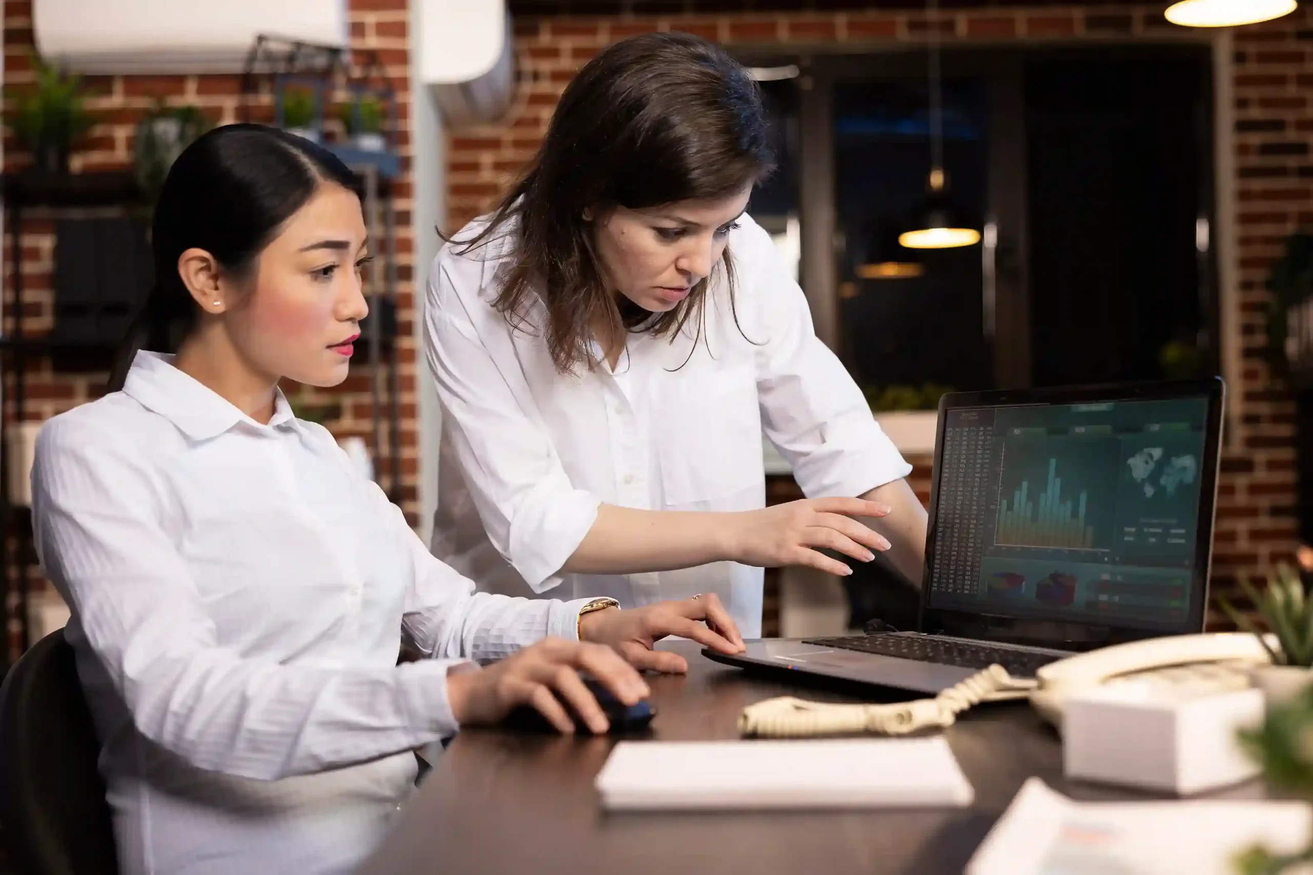 TRAINING ARTIFICIAL INTELLIGENCE IN BANK AUDITING