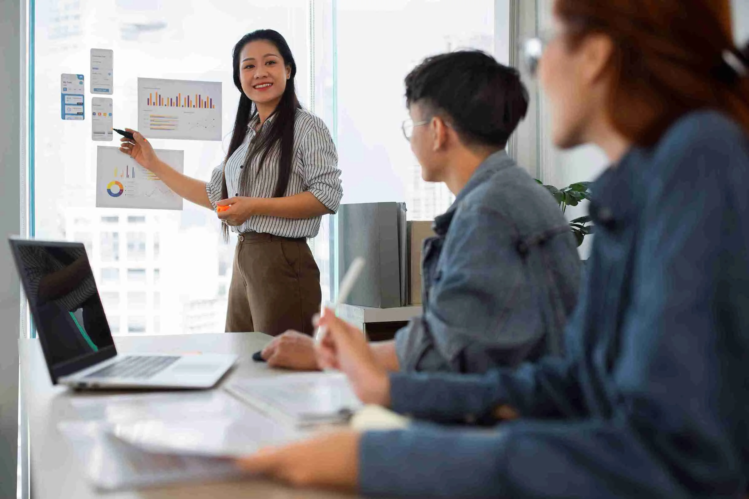 TRAINING STRATEGI PENGAMBILAN KEPUTUSAN FINANSIAL BANK