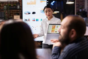 TRAINING STRATEGIC BANKING MARKETING MANAGEMENT