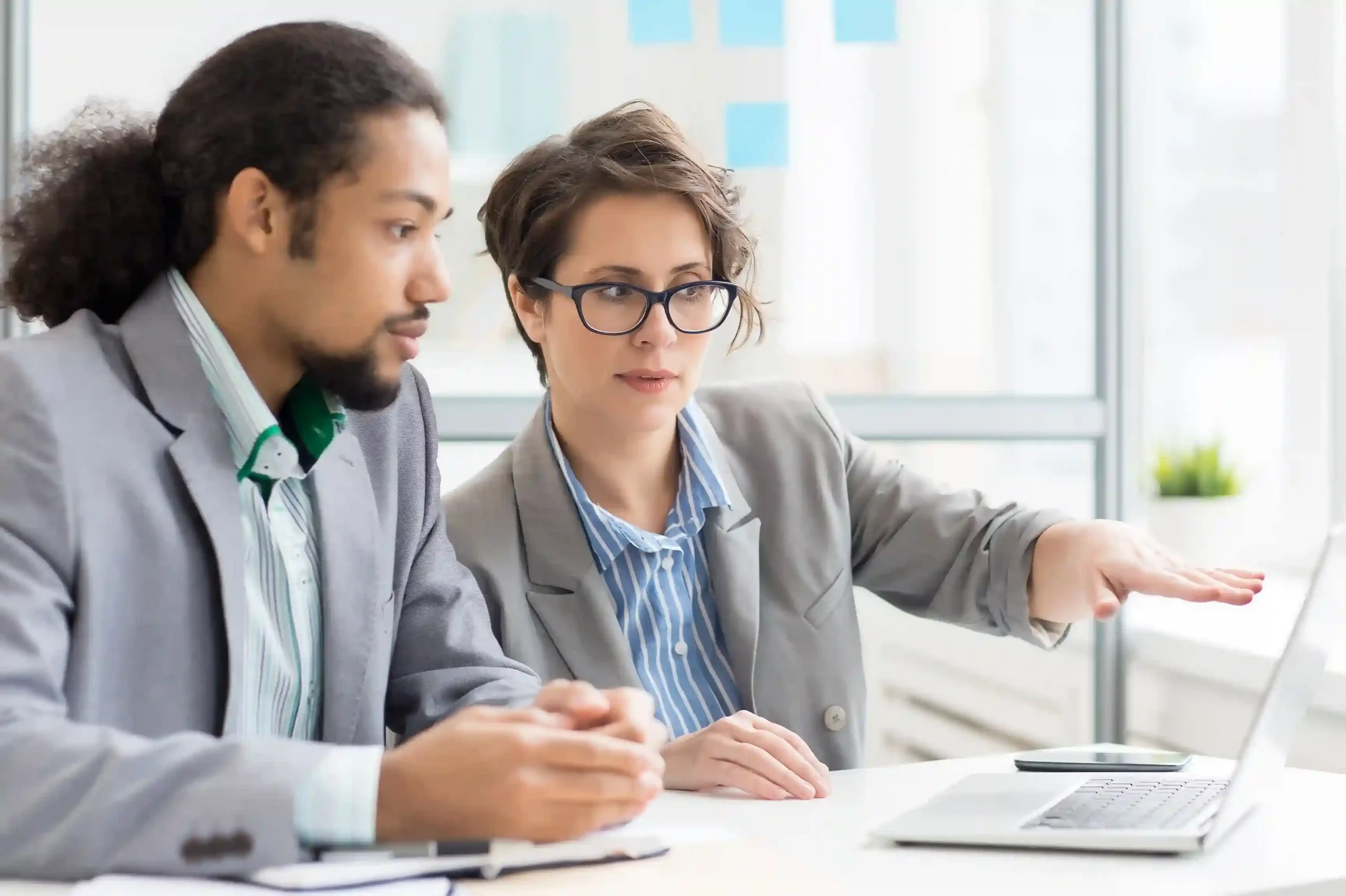 TRAINING LEGAL ENGLISH UNTUK LAYANAN BANK